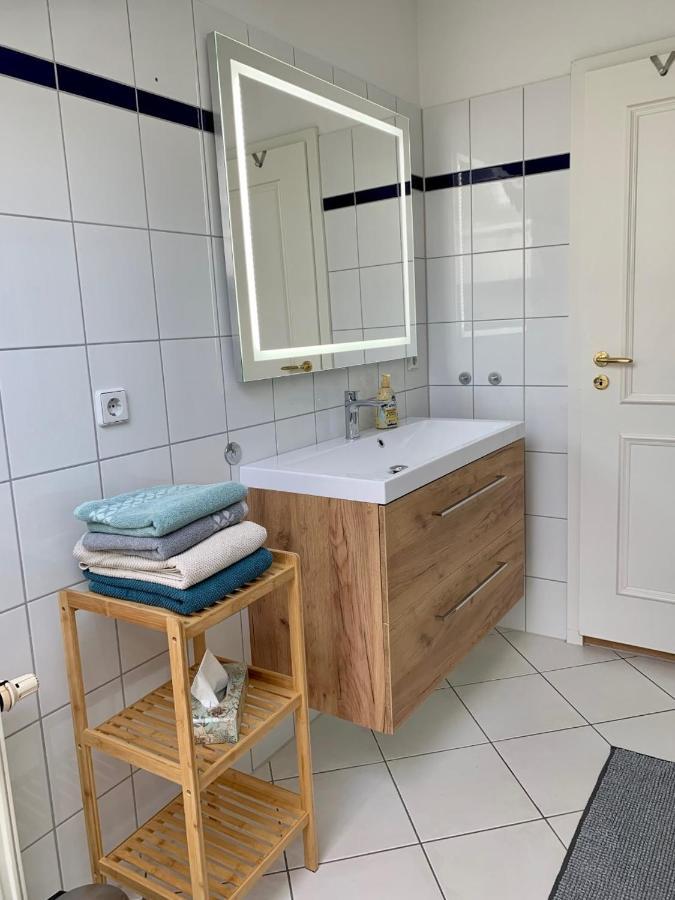 Charmante Dachgeschoss Wohnung لبسيا المظهر الخارجي الصورة