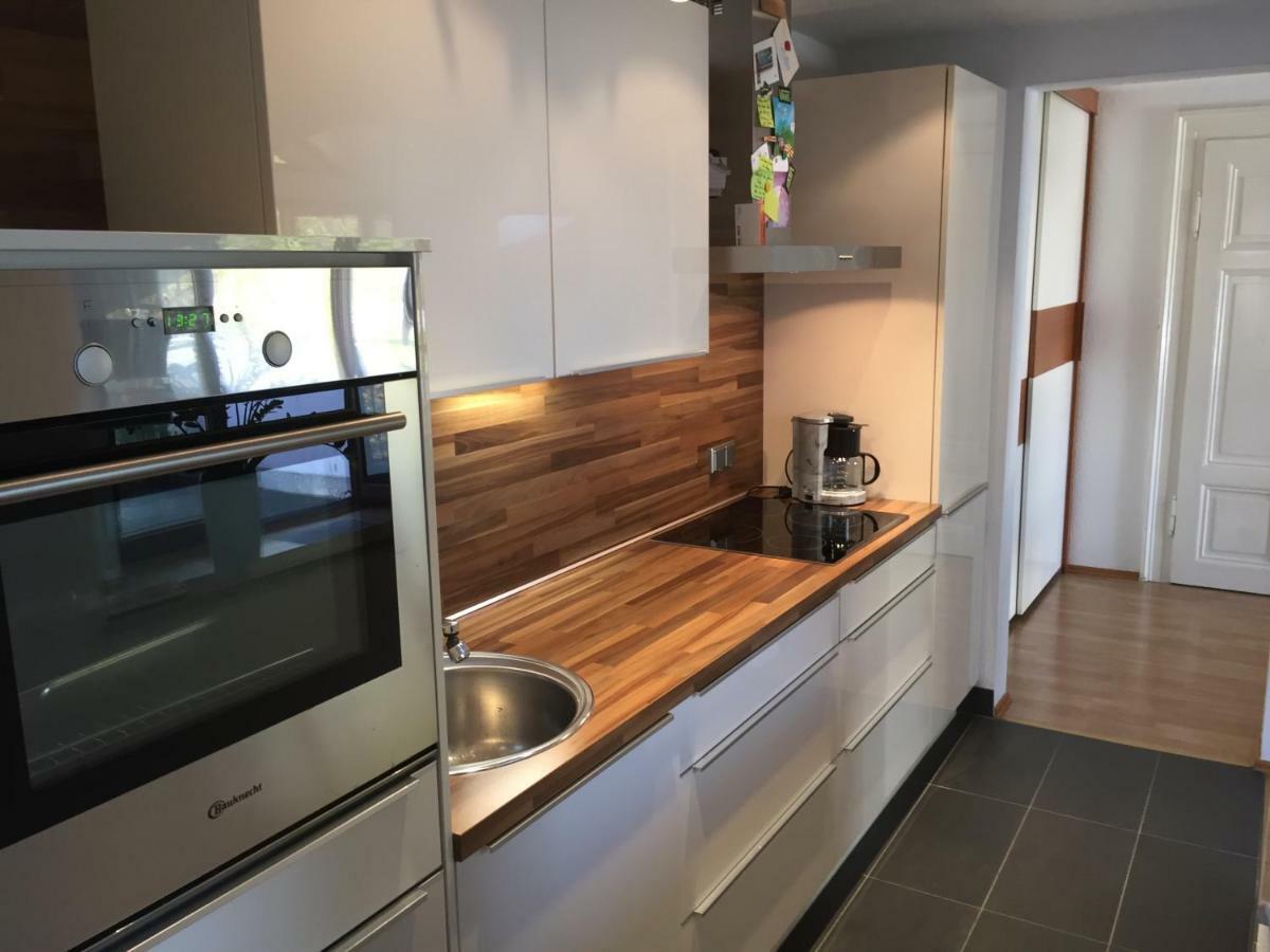 Charmante Dachgeschoss Wohnung لبسيا المظهر الخارجي الصورة